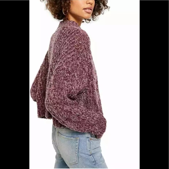 Free People Berry color Crop Slouch Sweater Size L - Picture 8 of 11